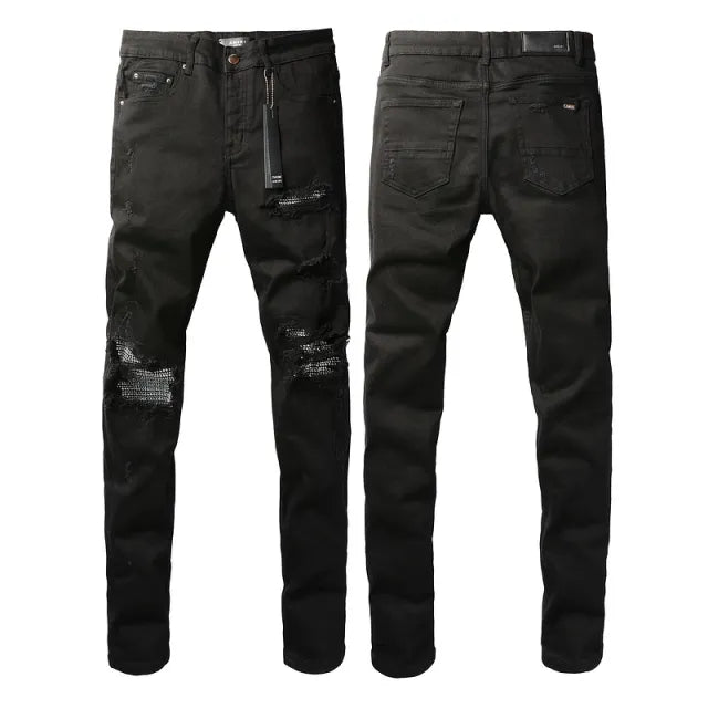 More Amiri jeans במגוון סגנונות
