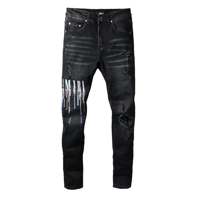 More Amiri jeans במגוון סגנונות