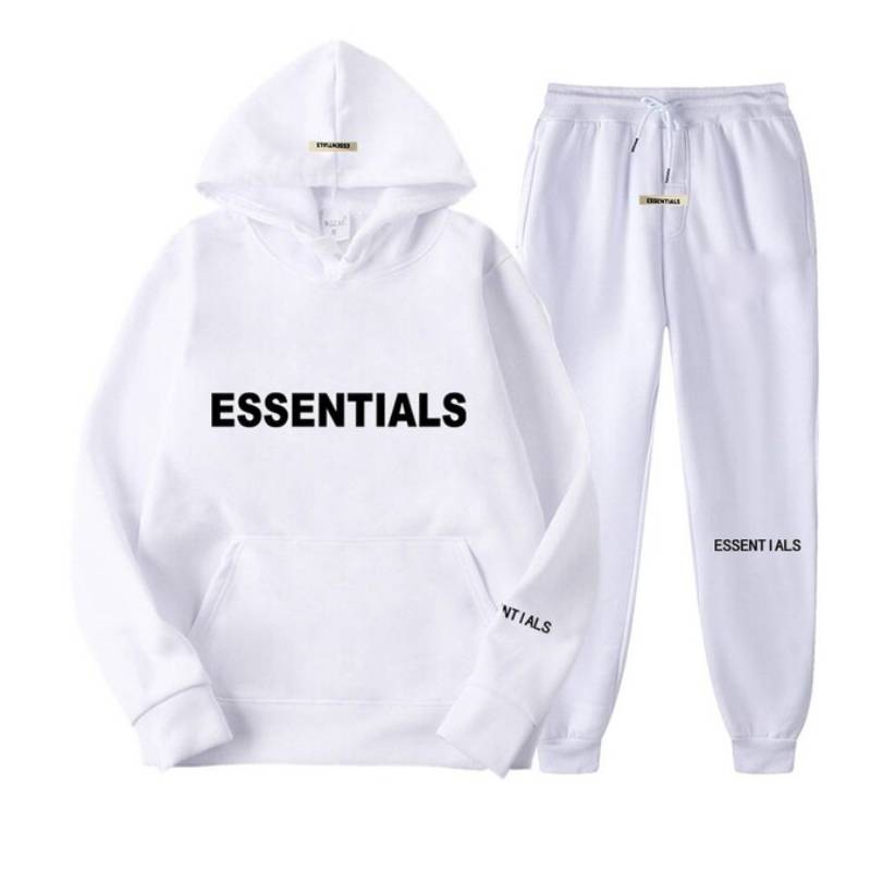 Essentials Tracksuits במגוון צבעים שונים